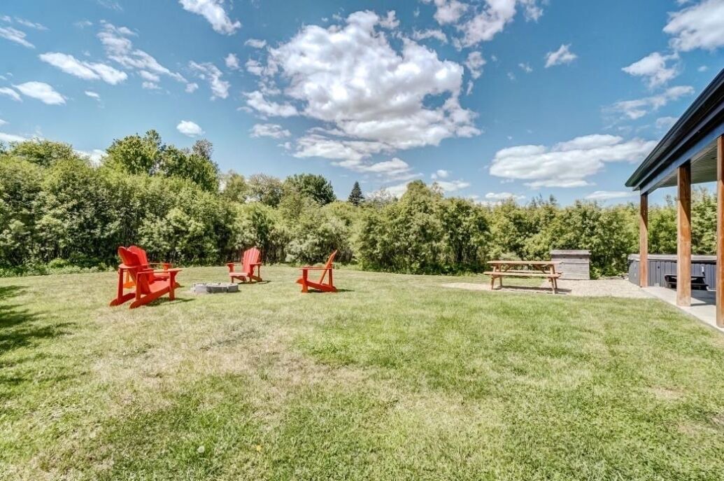 Photo of Outdoor in Cheneville