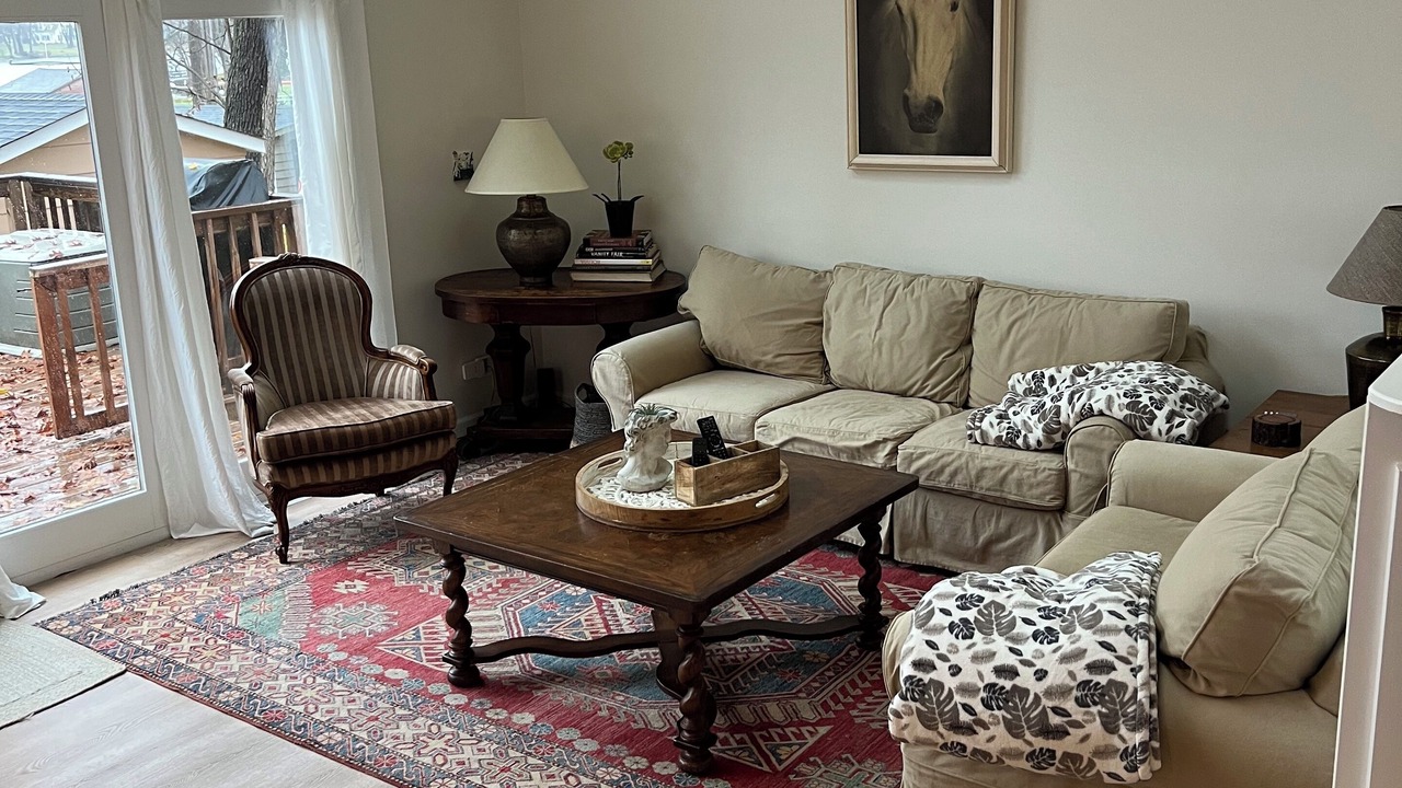 Photo of Livingroom in Solon Mills