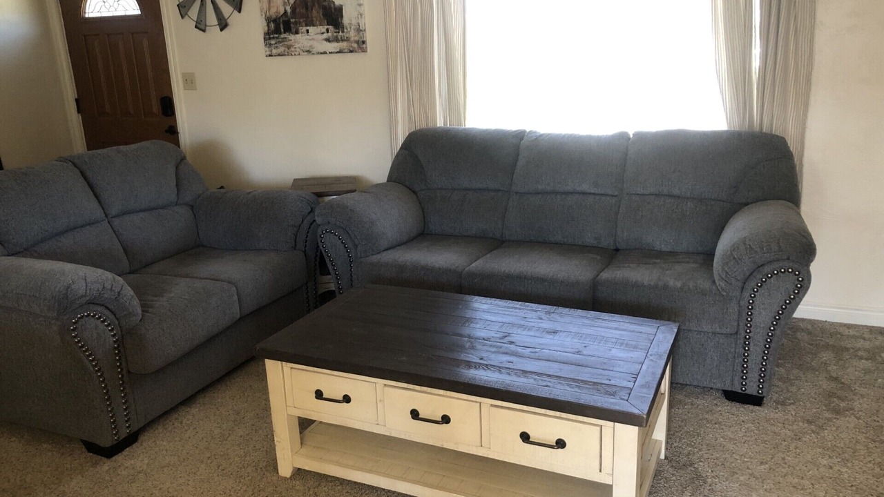 Photo of Livingroom in Roseburg