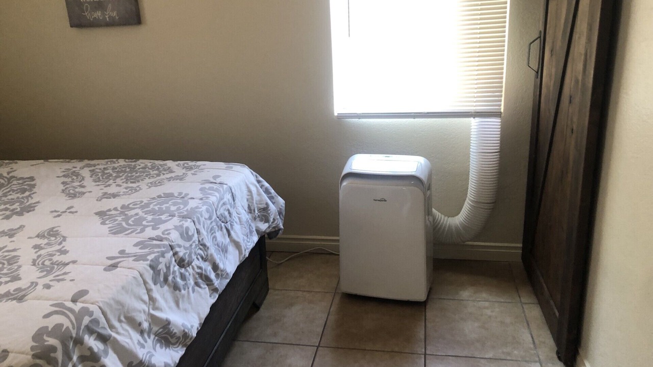 Photo of Bedroom in Roseburg