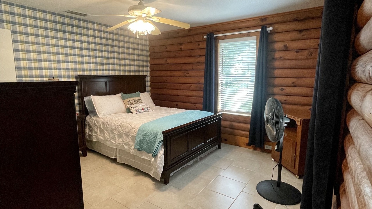 Photo of Bedroom in Hemphill
