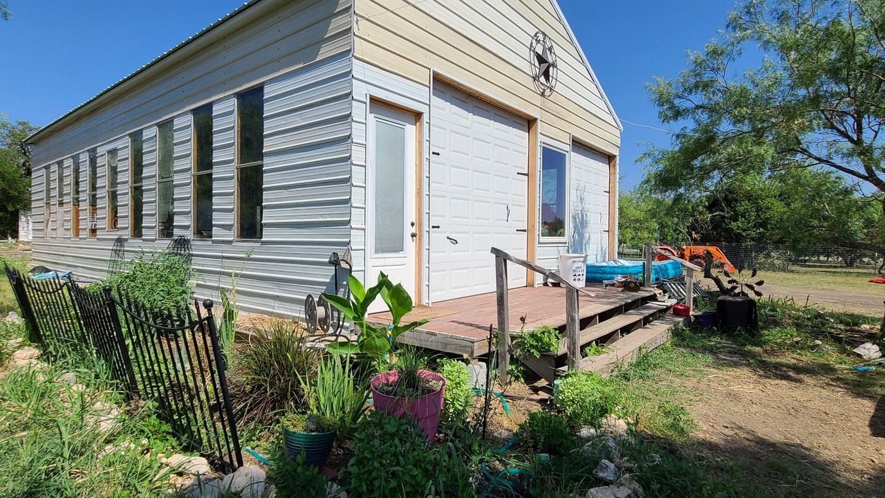Photo of Outdoor in Kempner