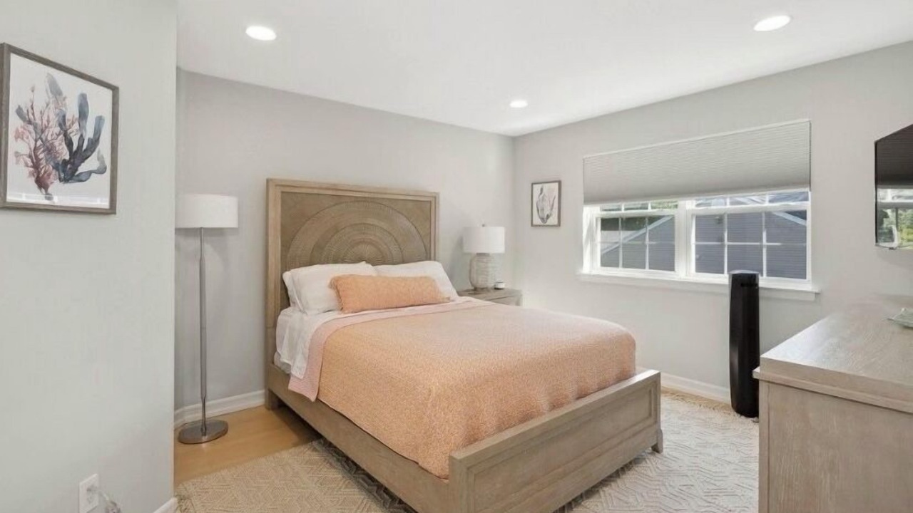 Photo of Others in Westhampton