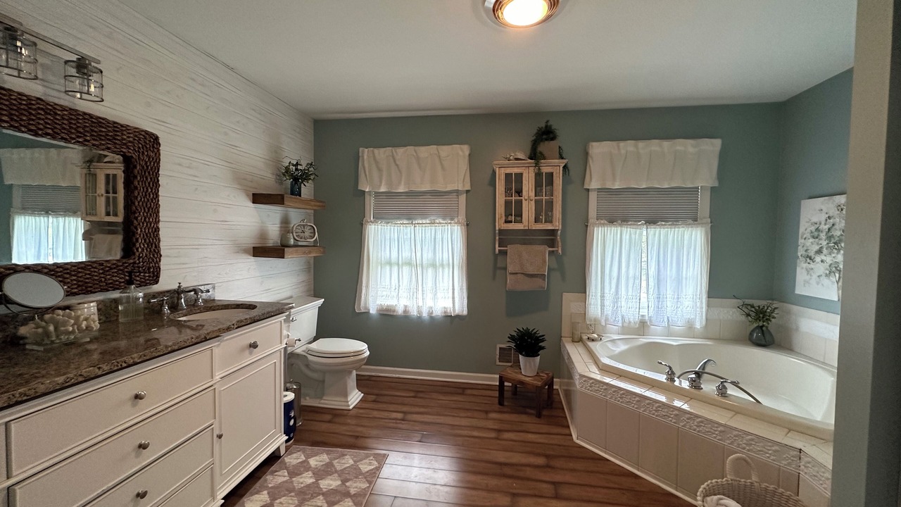 Photo of Bathroom in Saratoga Springs