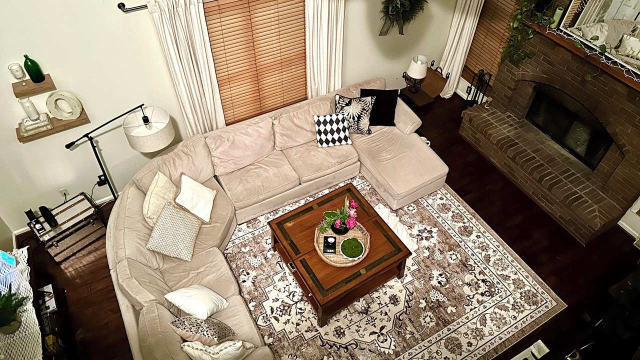 Photo of Livingroom in Saratoga Springs