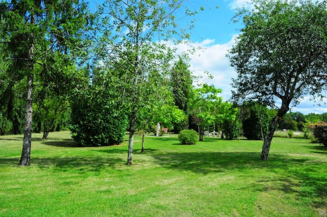 Photo of Outdoor in Vou