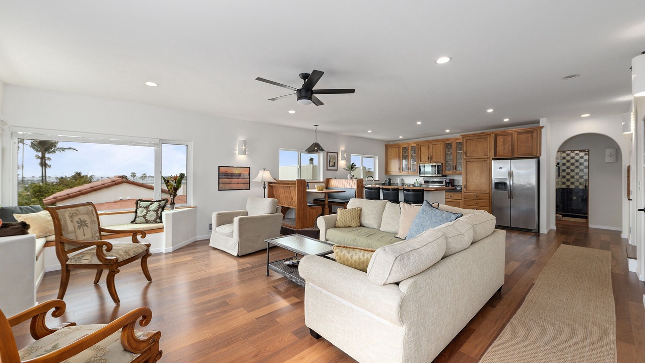 Photo of Livingroom in Ocean Beach