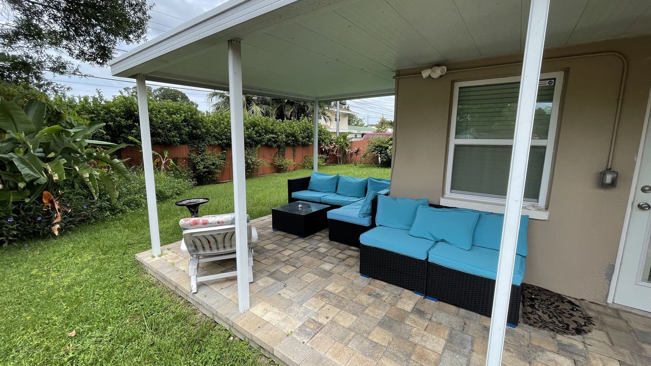 Photo of Patio Balcony in Anona