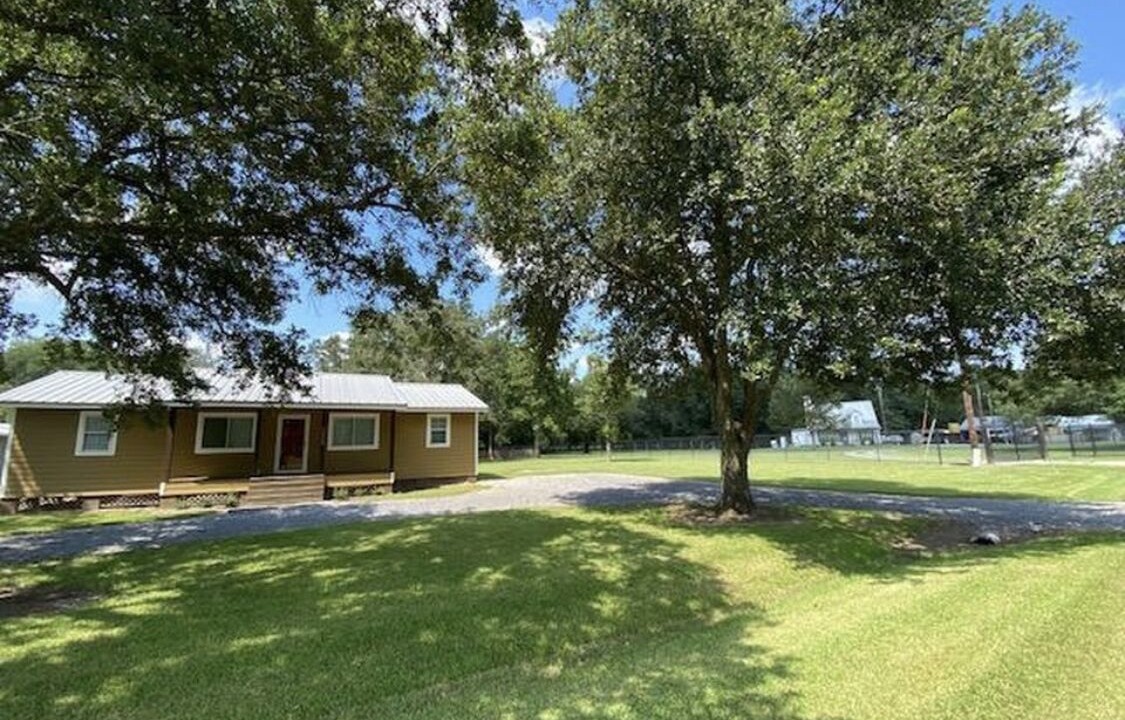 Photo of Others in Gonzales