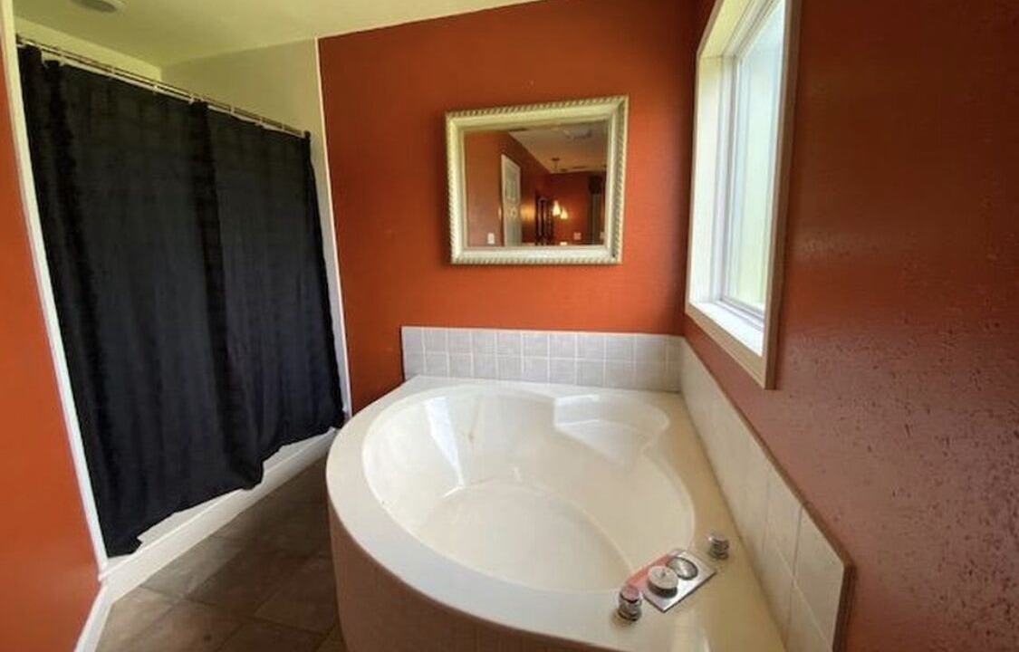 Photo of Bathroom in Gonzales
