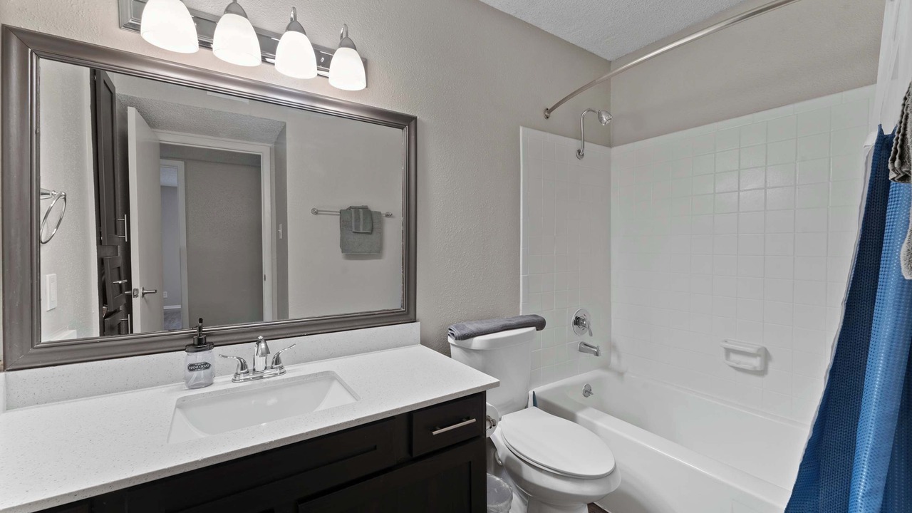 Photo of Bathroom in Dawson