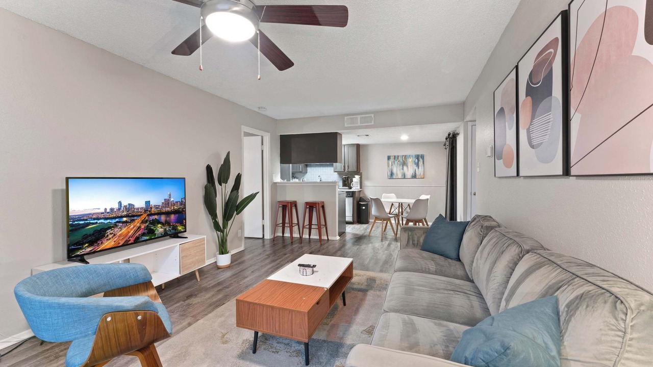Photo of Livingroom in Dawson