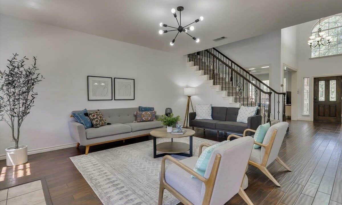 Photo of Livingroom in Plano