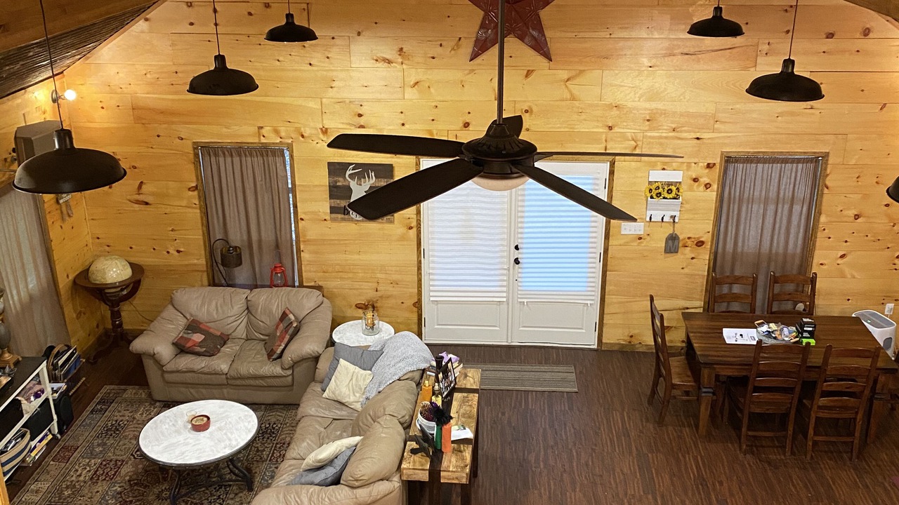 Photo of Livingroom in Mittie