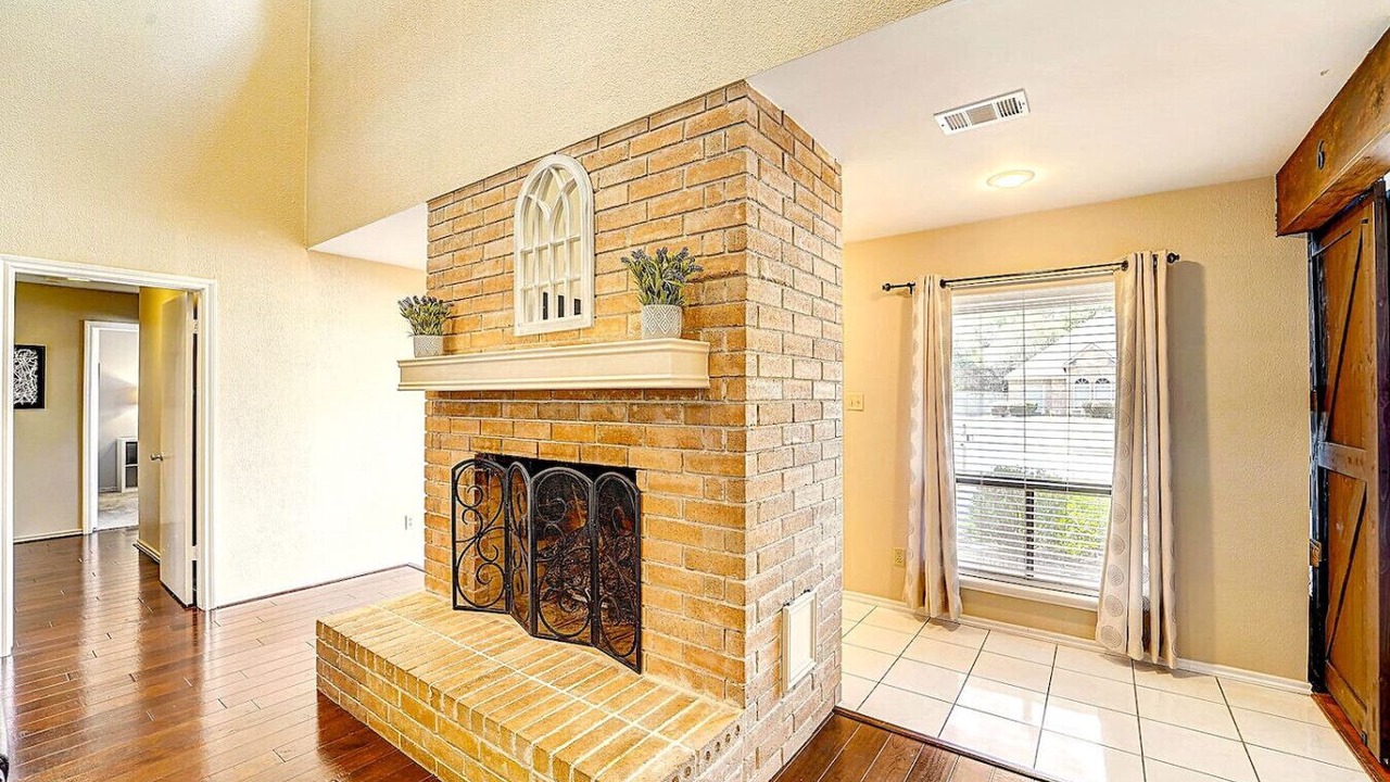Photo of Bedroom in Pinehurst Of Atascocita