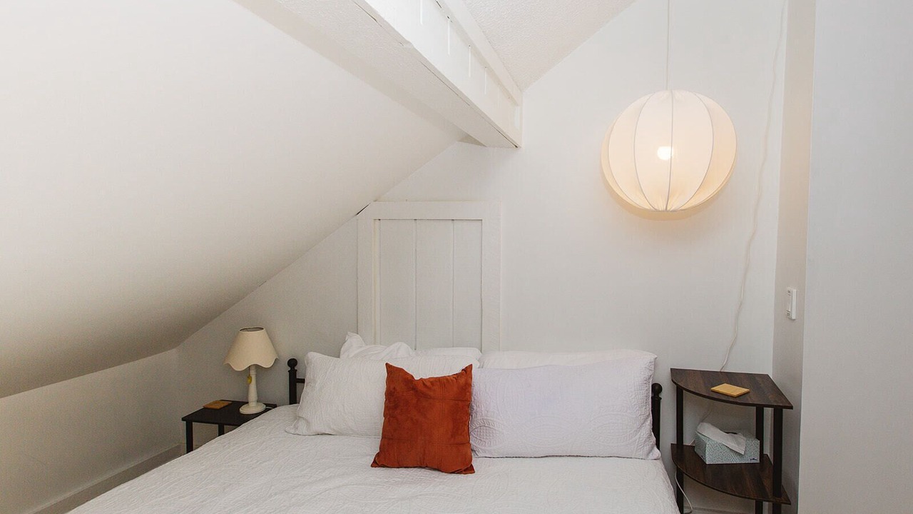Photo of Bedroom in Willoughby