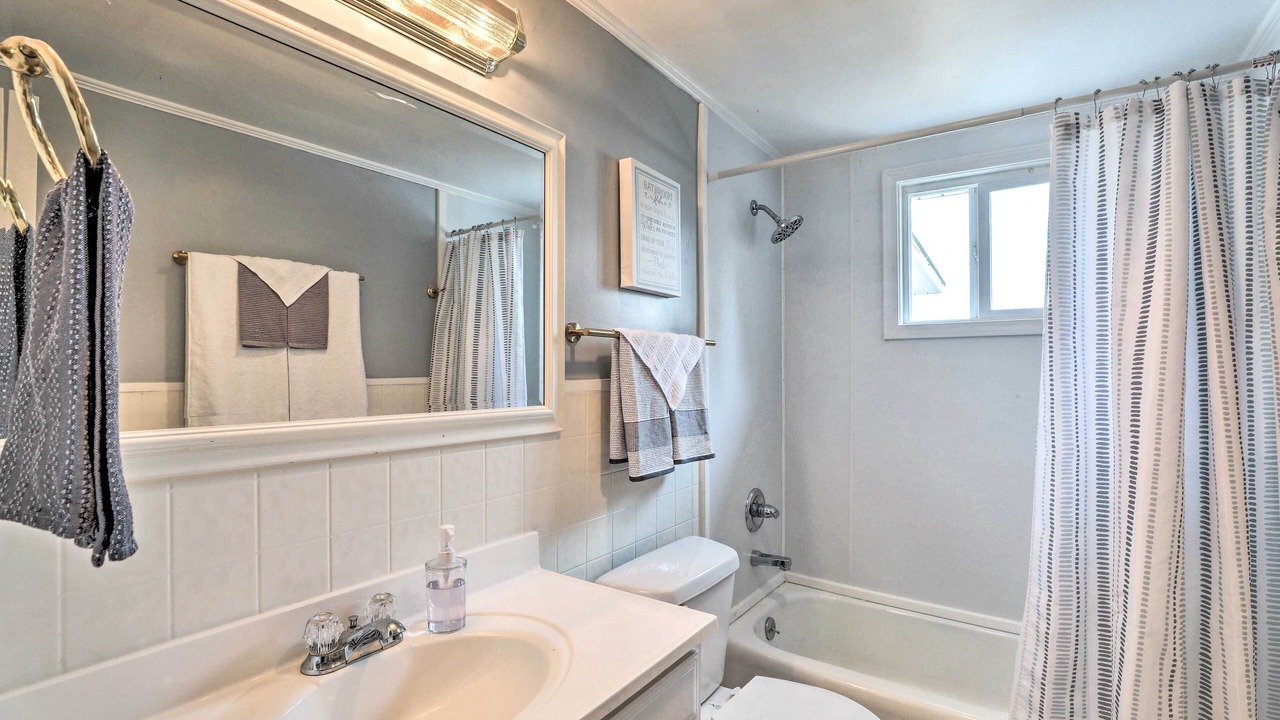 Photo of Bathroom in Summerton