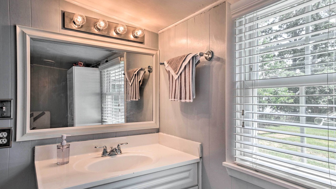Photo of Bathroom in Summerton
