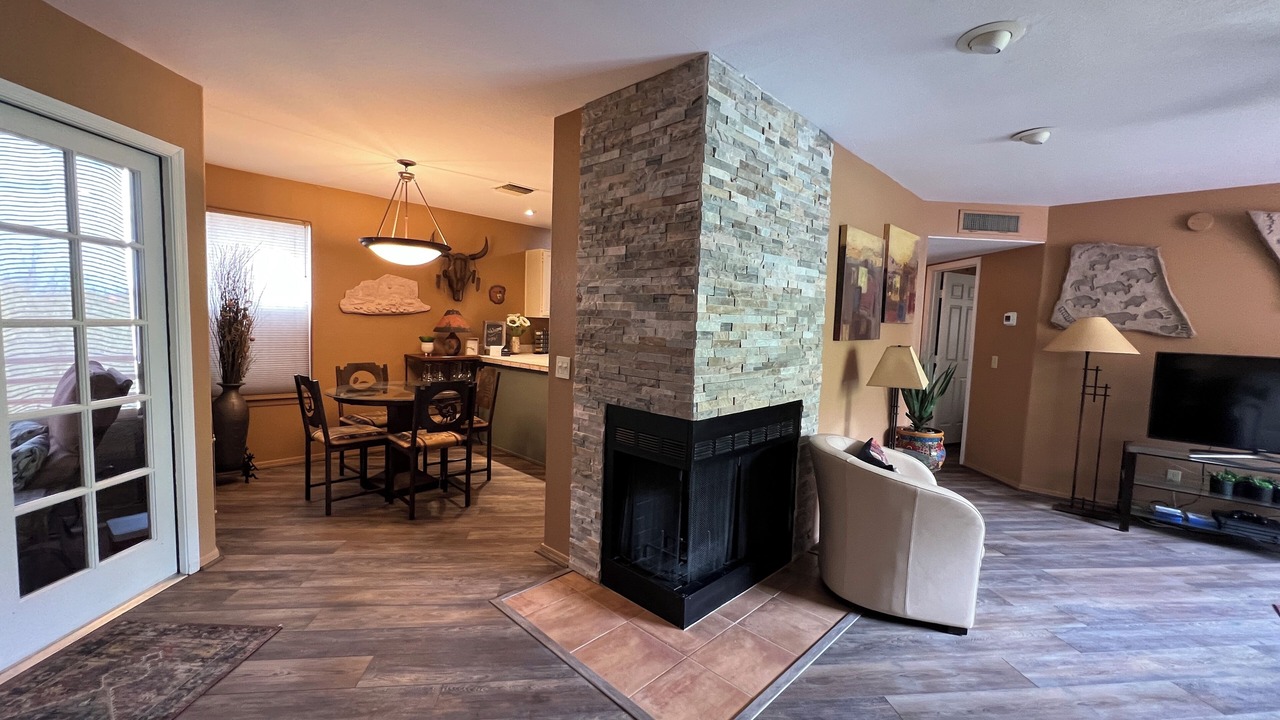 Photo of Livingroom in Tucson
