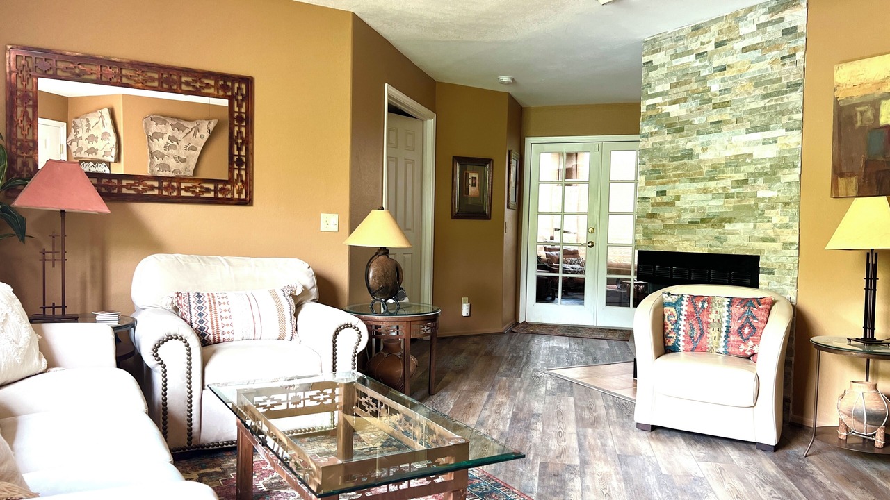 Photo of Livingroom in Tucson
