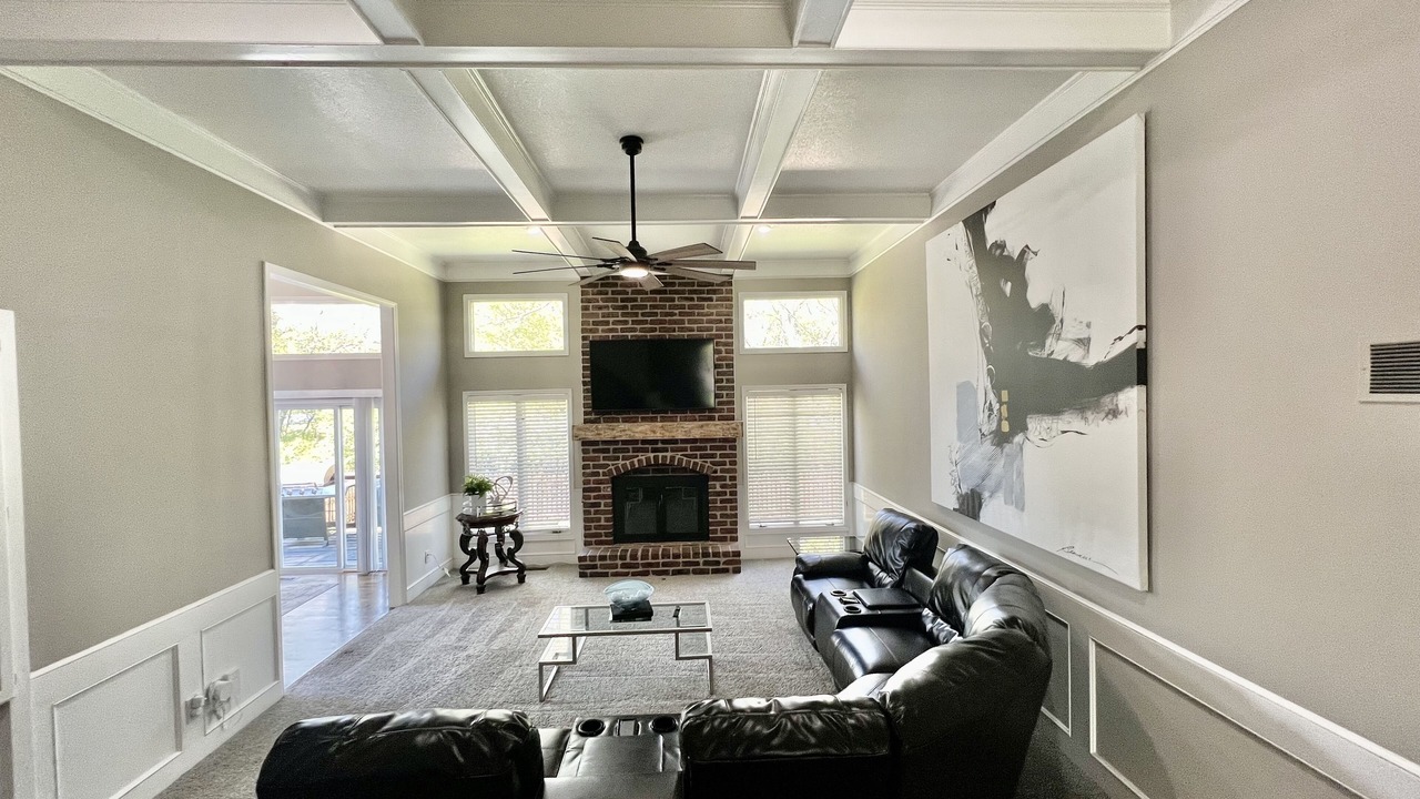 Photo of Livingroom in Shawnee