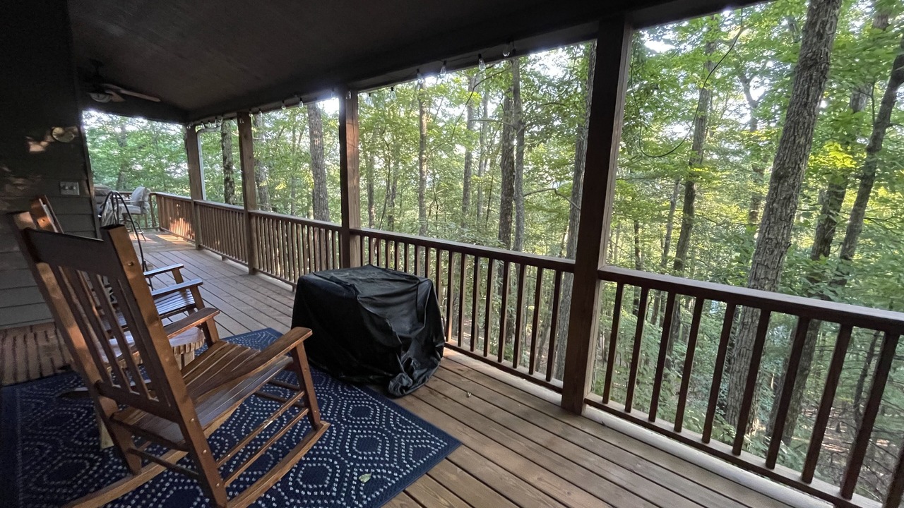 Photo of Patio Balcony in Walnut Mountain