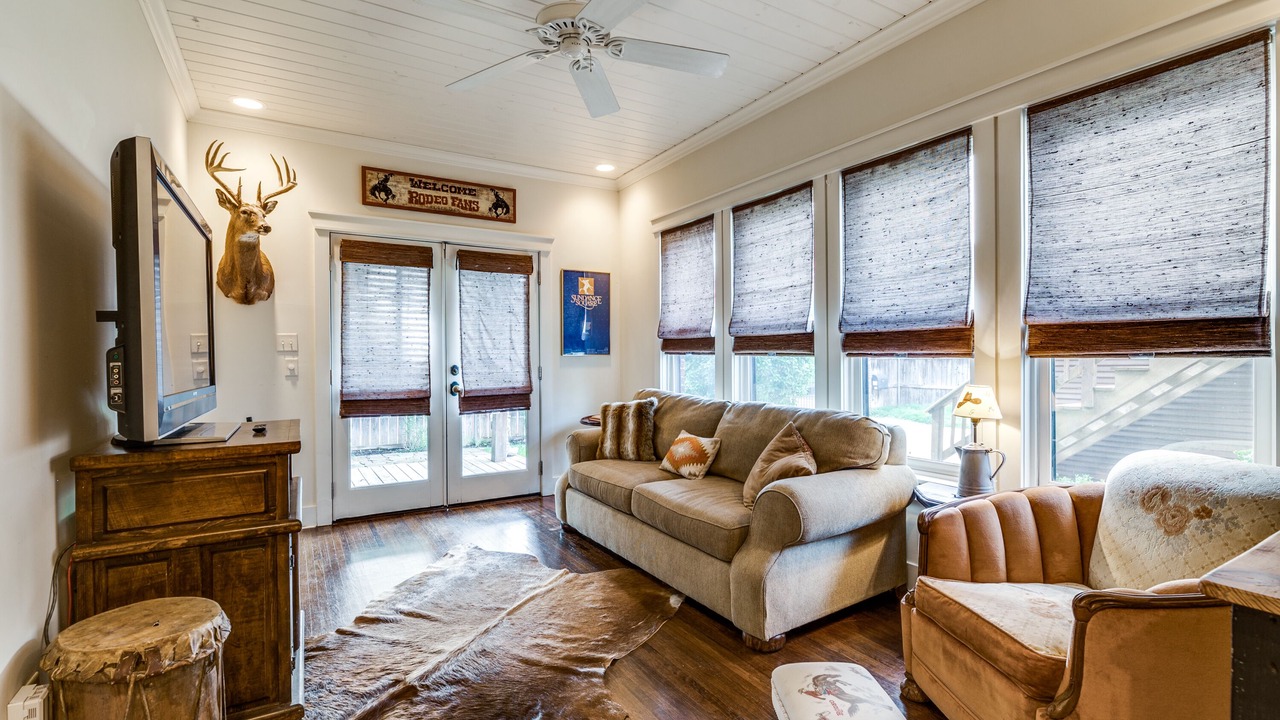 Photo of Bedroom in Fort Worth Cultural District