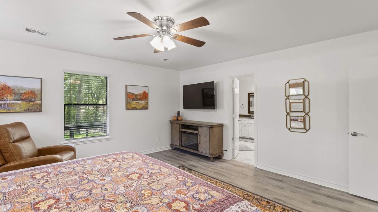 Photo of Bedroom in Carolyn Estates