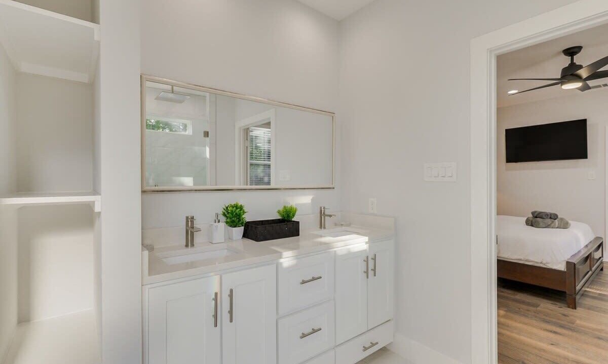 Photo of Bedroom in West Dallas