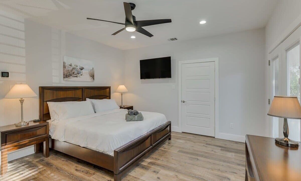 Photo of Bedroom in West Dallas