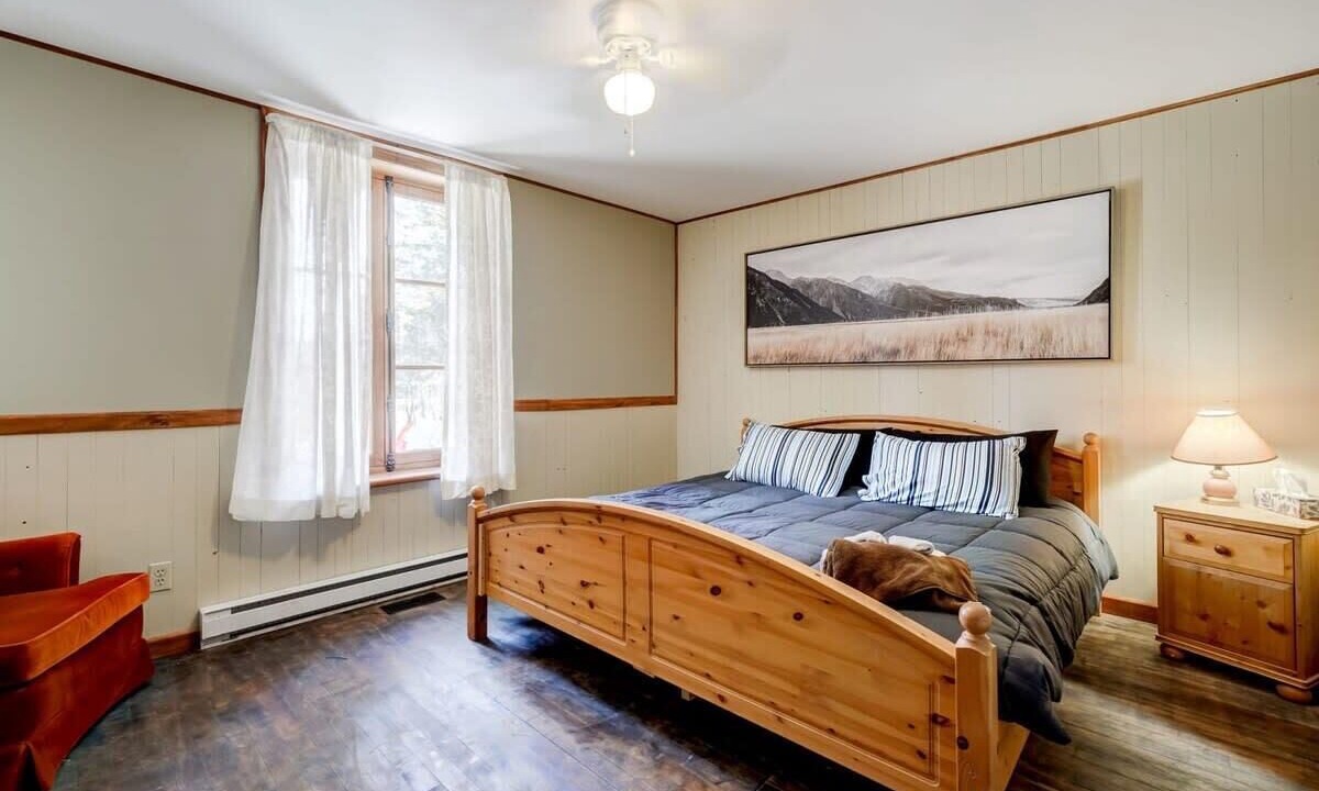 Photo of Bedroom in Lac-des-Plages