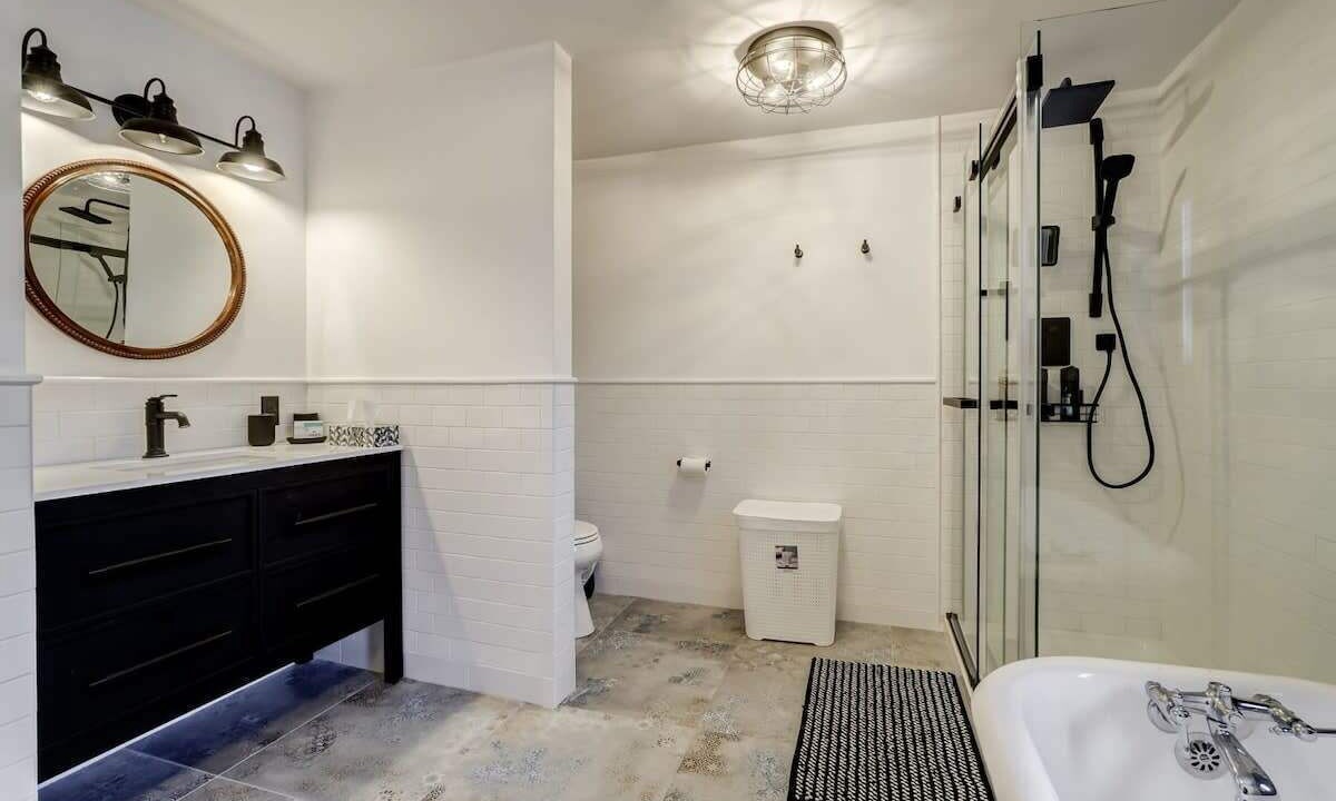 Photo of Bathroom in Lac-des-Plages