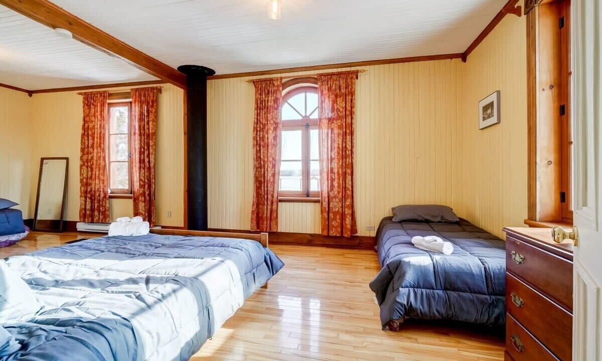 Photo of Bedroom in Lac-des-Plages