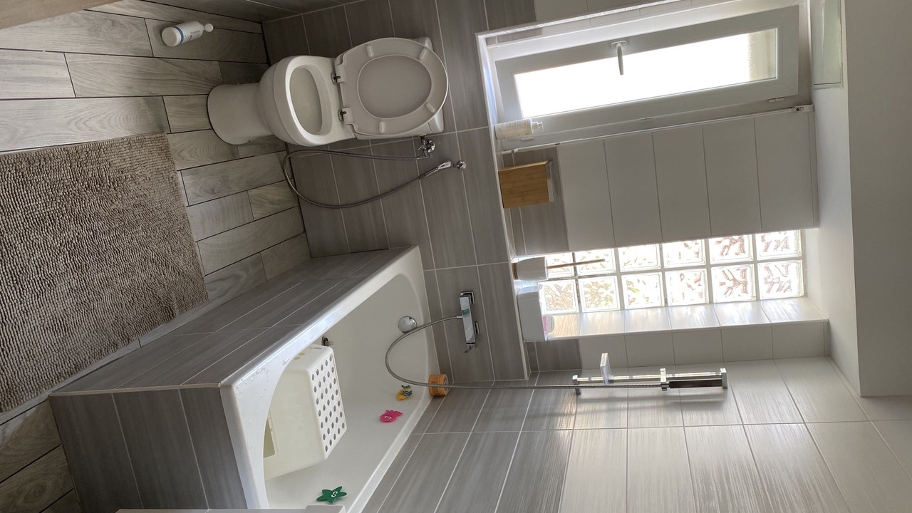 Photo of Bathroom in Venissieux