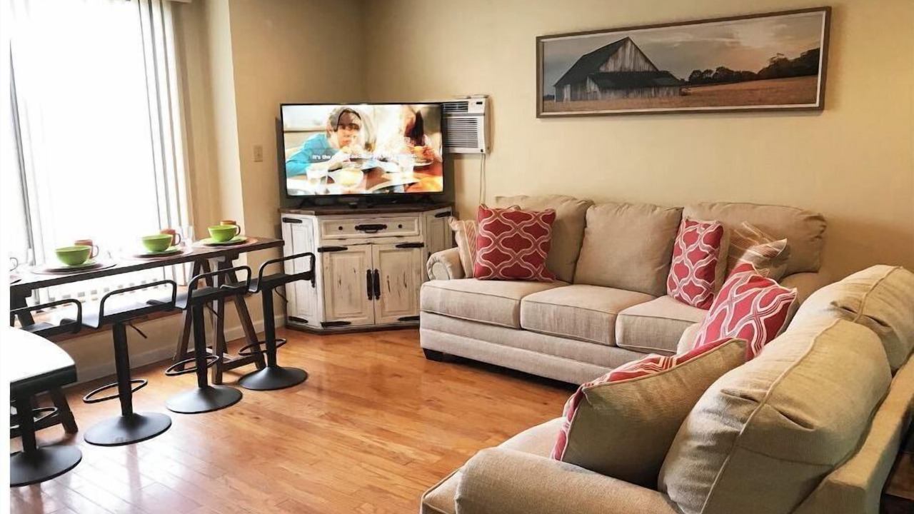 Photo of Livingroom in Hollywood