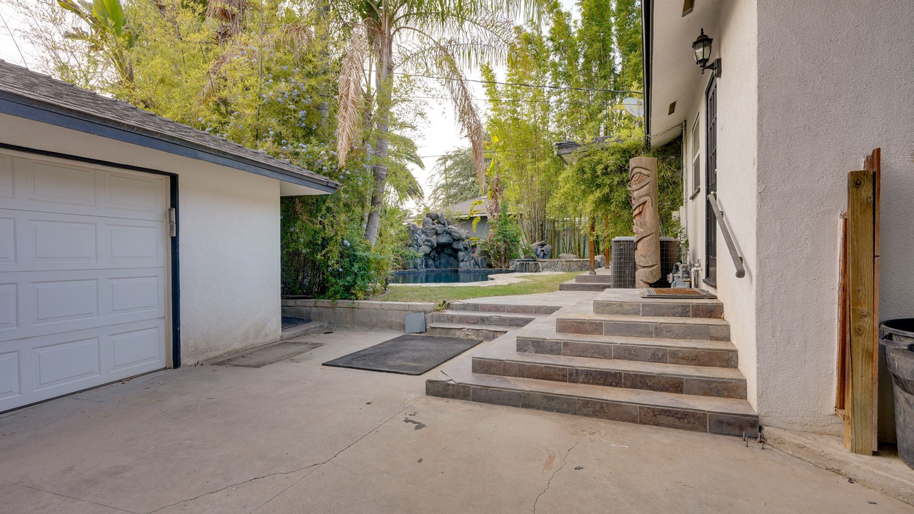 Photo of Outdoor in Bakersfield