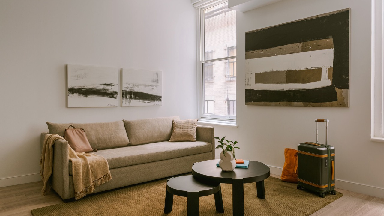 Photo of Livingroom in Midtown Village