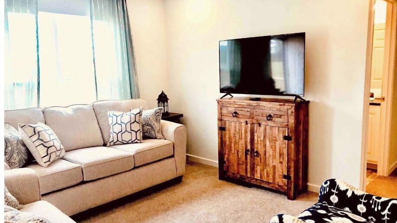 Photo of Livingroom in Hollywood