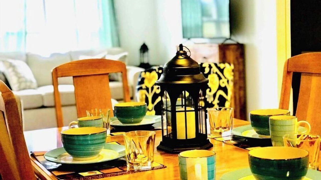 Photo of Others in Hollywood