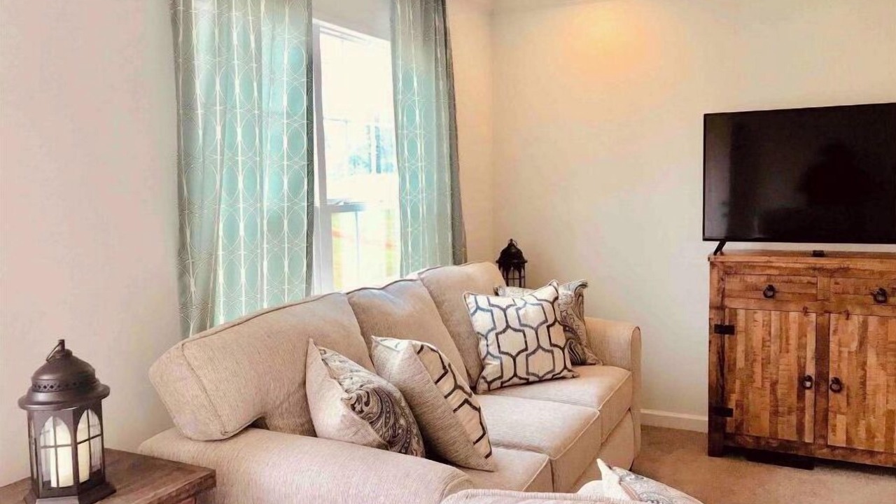 Photo of Livingroom in Hollywood