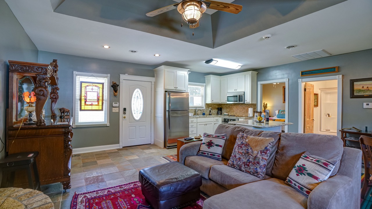 Photo of Livingroom in Cottonwood Falls