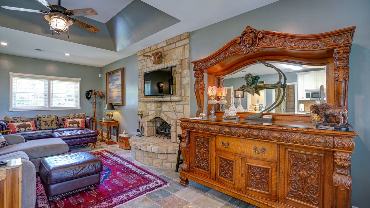 Photo of Livingroom in Cottonwood Falls