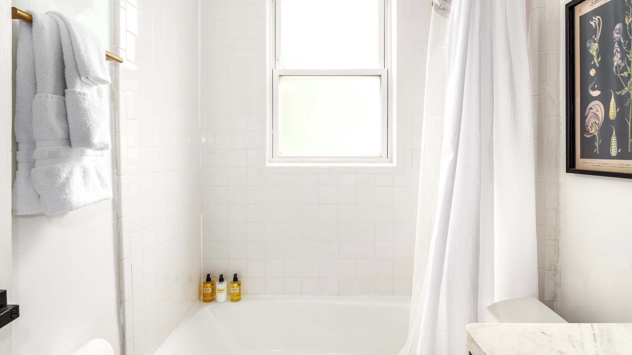 Photo of Bathroom in Candler Park