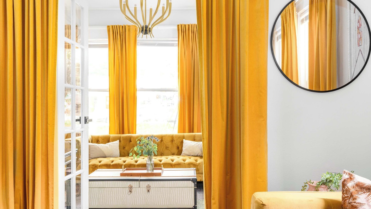 Photo of Livingroom in Candler Park