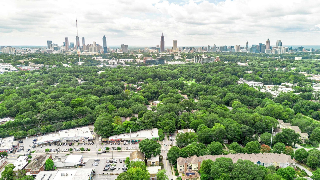 Photo of Outdoor in Candler Park