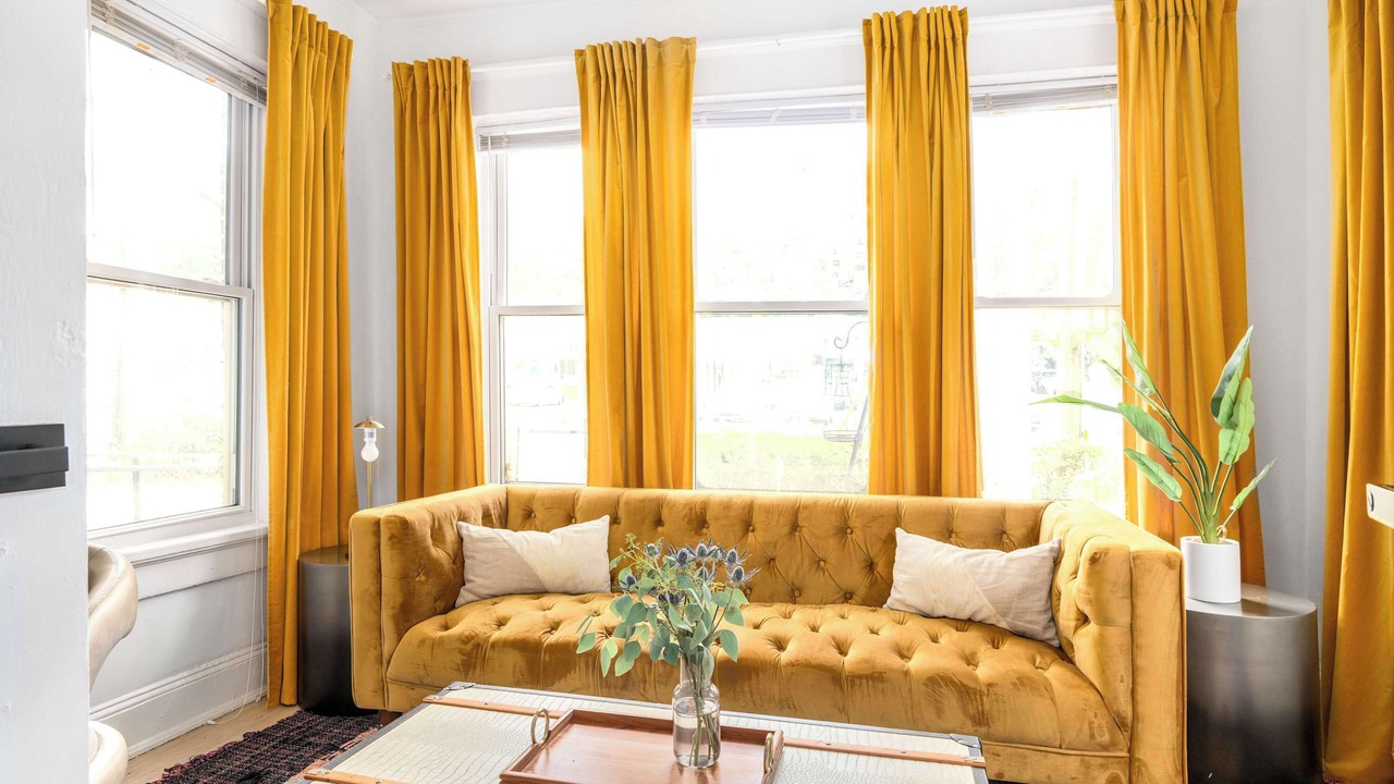 Photo of Livingroom in Candler Park