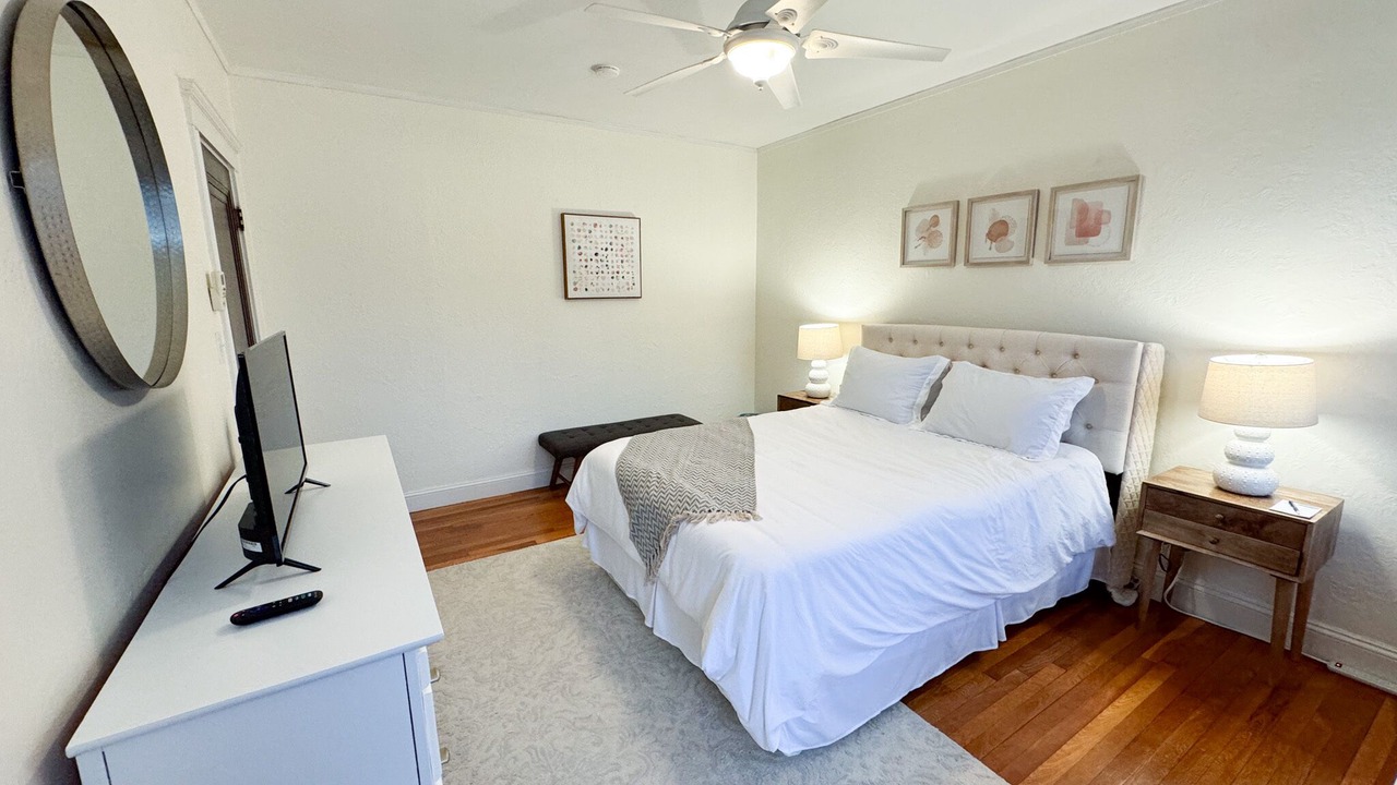 Photo of Others in Cleveland Circle