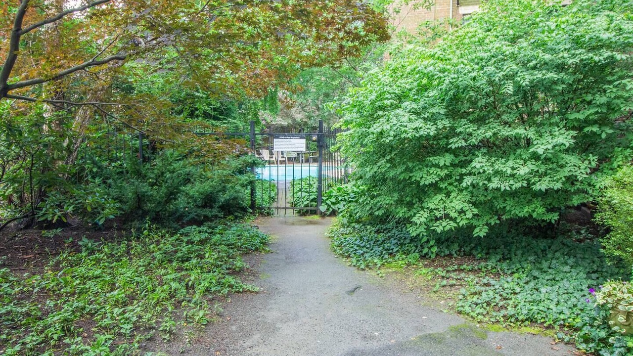 Photo of Outdoor in Cleveland Circle