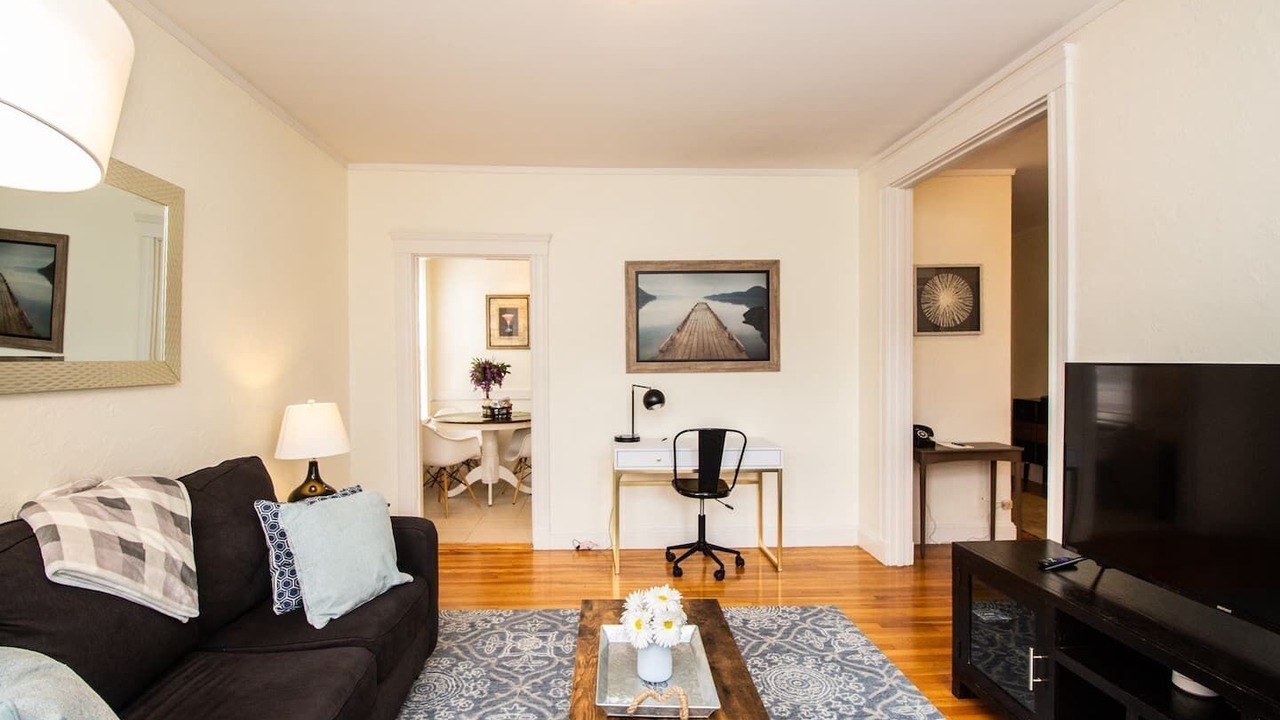 Photo of Bedroom in Cleveland Circle