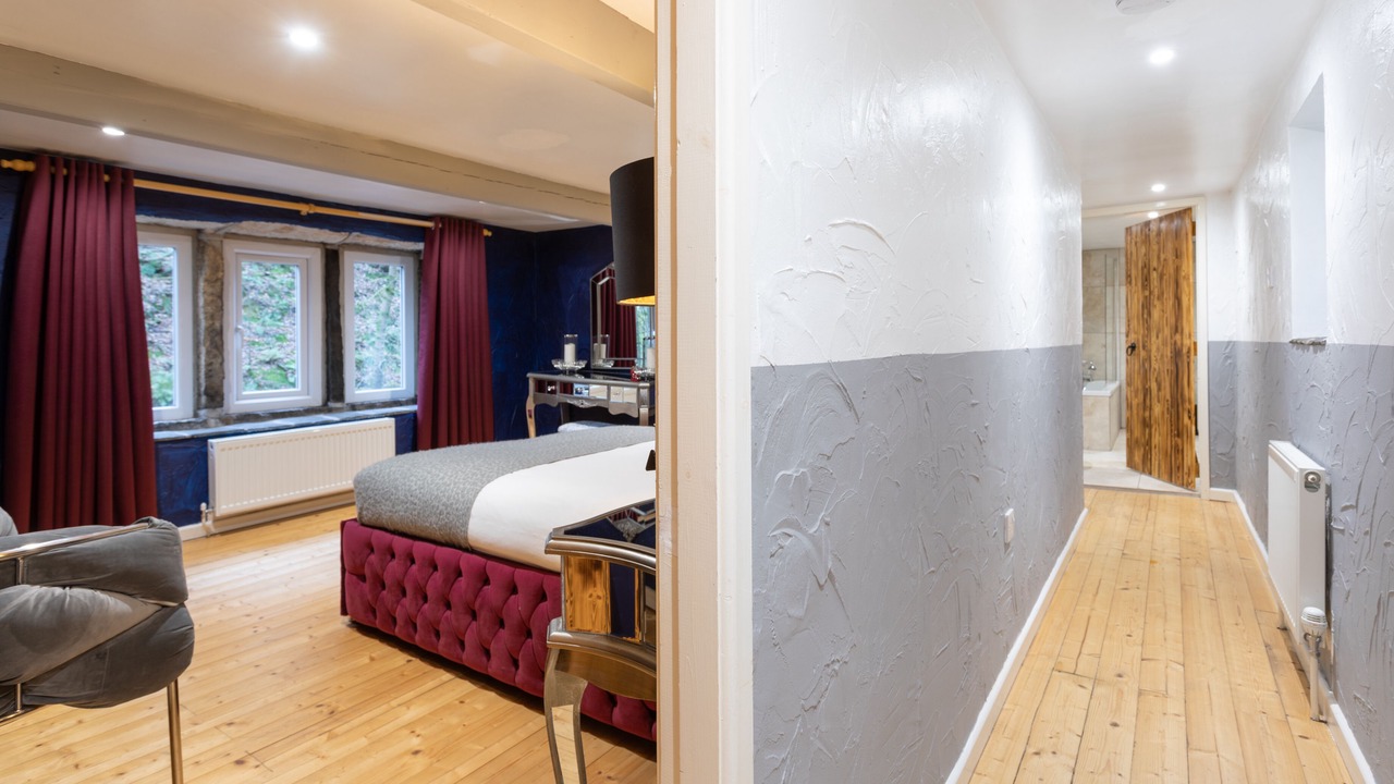 Photo of Bedroom in Todmorden